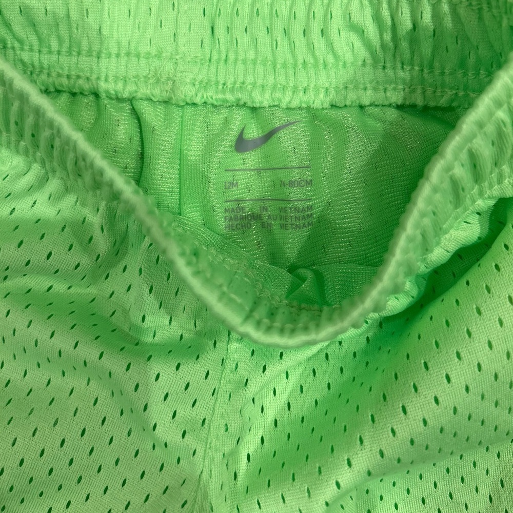 Nike Kids Lime Green Mesh Shorts - 12M Athletic NWOT - Picture 2 of 3
